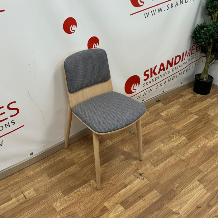 Kitchen chair A-4395 (Exposition)